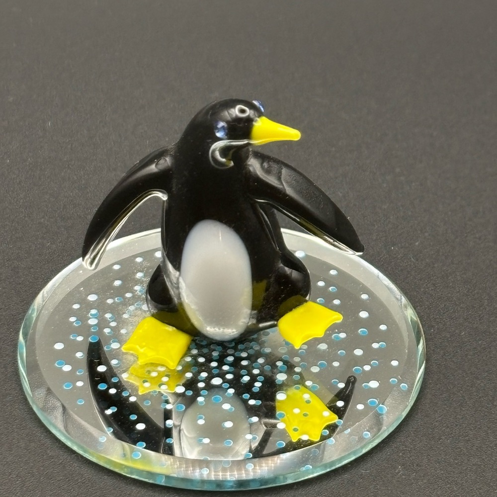 Glass Baron "Snow Dance" Penguin Glass Art w/Crystal Eyes - Mini Penguin Vintage